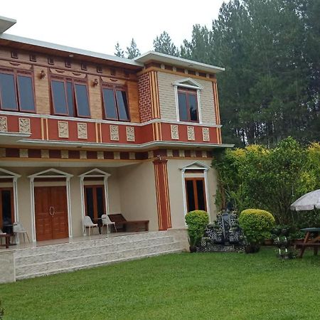 Villa Fresh Line Bongkar Exterior photo