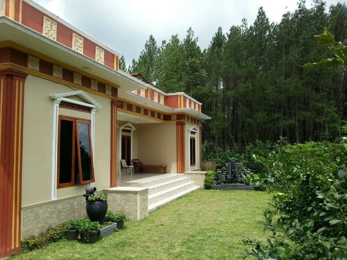 Villa Fresh Line Bongkar Exterior photo
